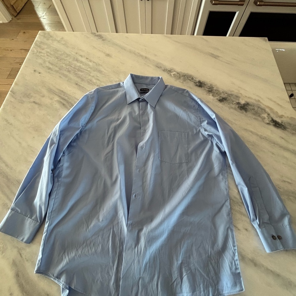 Van Heusen Light Blue Men's Dress Shirt